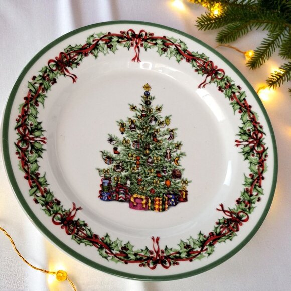 Traditions Collection Christmas 11 Inch Dinner Plate by Christopher Radko - Picture 5 of 9